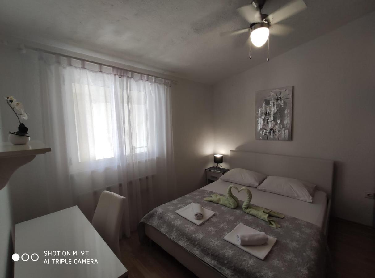 Apartment Burich Makarska Ngoại thất bức ảnh
