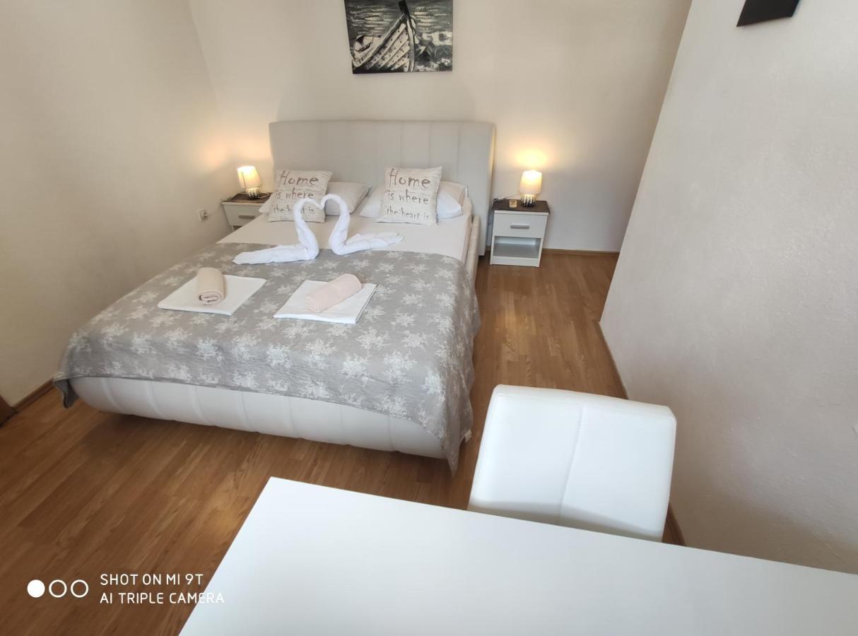 Apartment Burich Makarska Ngoại thất bức ảnh