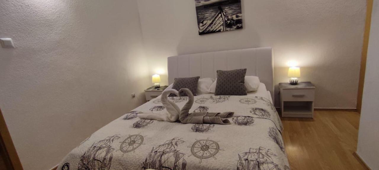 Apartment Burich Makarska Ngoại thất bức ảnh